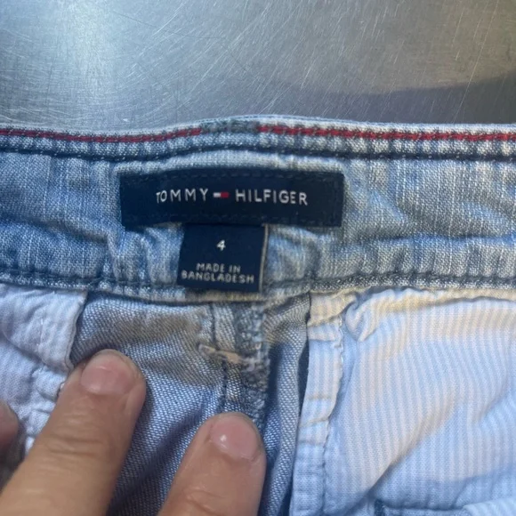 Tommy Hilfiger Women's Flex 5 in Classic Stretch Shorts Blue Denim Size 4 - Picture 7 of 9
